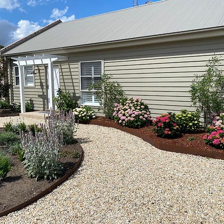 Bloomfield Manor Hotel Bowral Exterior photo